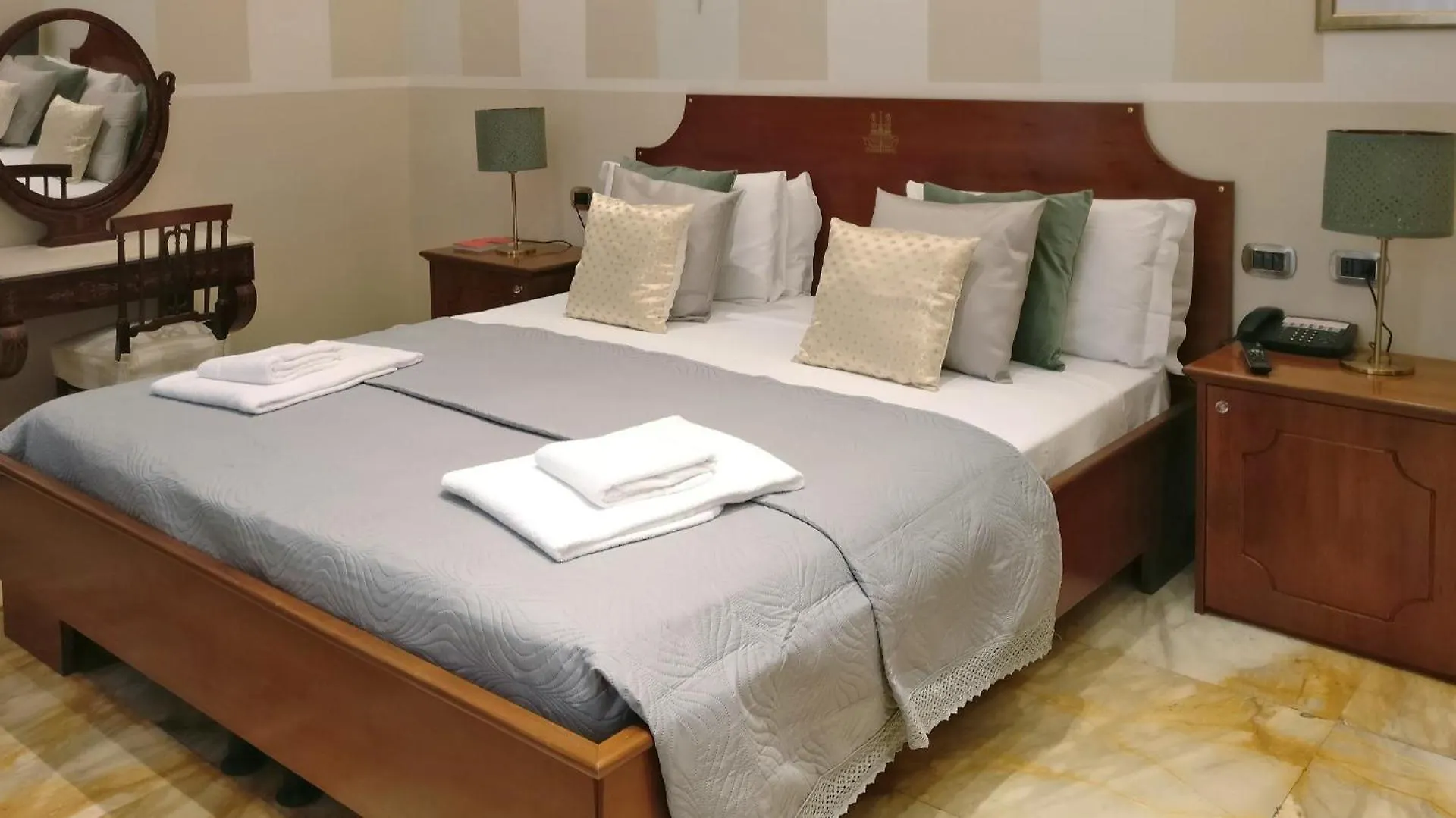 Spagna Lemon Suites Rome Guest house